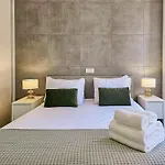 Lägenhet Wonderful Flat In Bonfim By Lovelystay