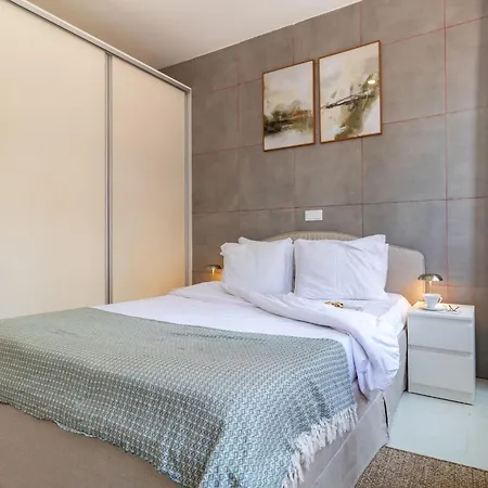 公寓 Wonderful Flat In Bonfim By Lovelystay *