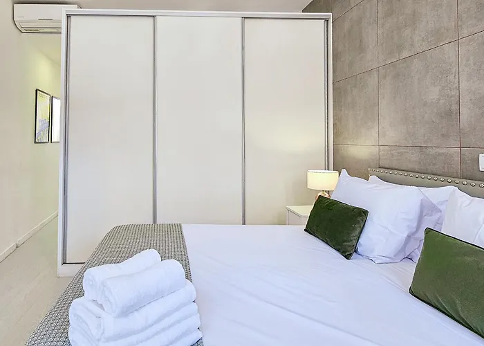 Apartment Wonderful Flat In Bonfim By Lovelystay *