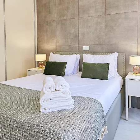 Wonderful Flat In Bonfim By Lovelystay